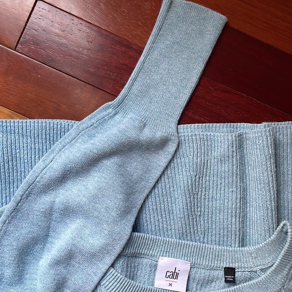 CAbi NWOT Swing Trapeze Blue Sky Knit Sweater Style 5133 - Picture 6 of 7